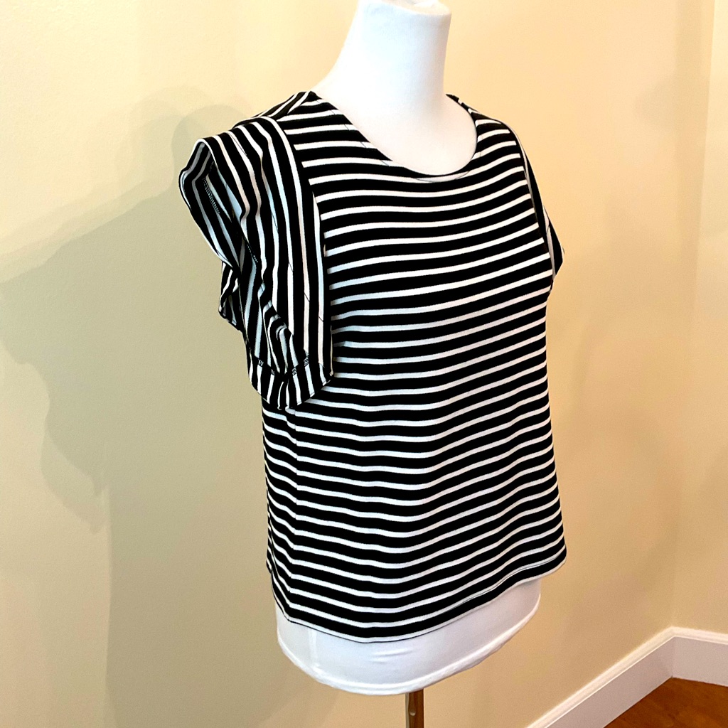 Nwt Women’s Cokluch Jersey Top
